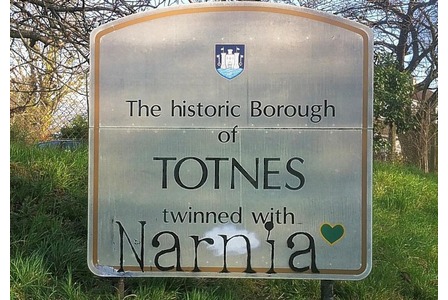 Totnes Narnia